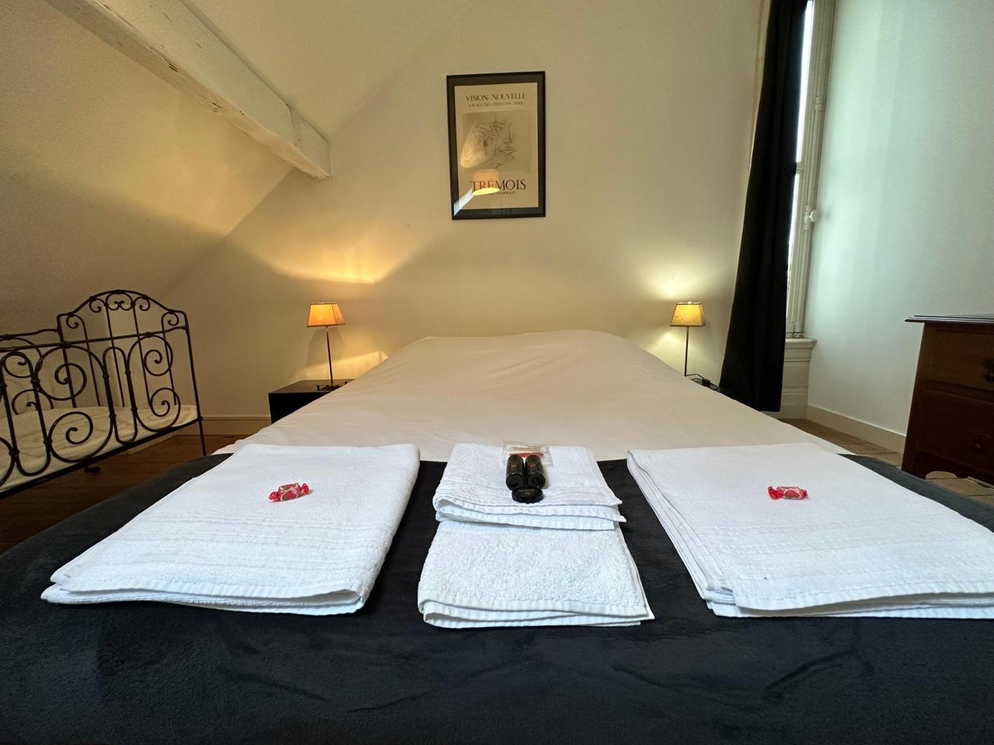 Rennaissance - Proche - Parking - Menage & Linge Inclus Hébergement de vacances La Rochelle (Charente-Maritime)